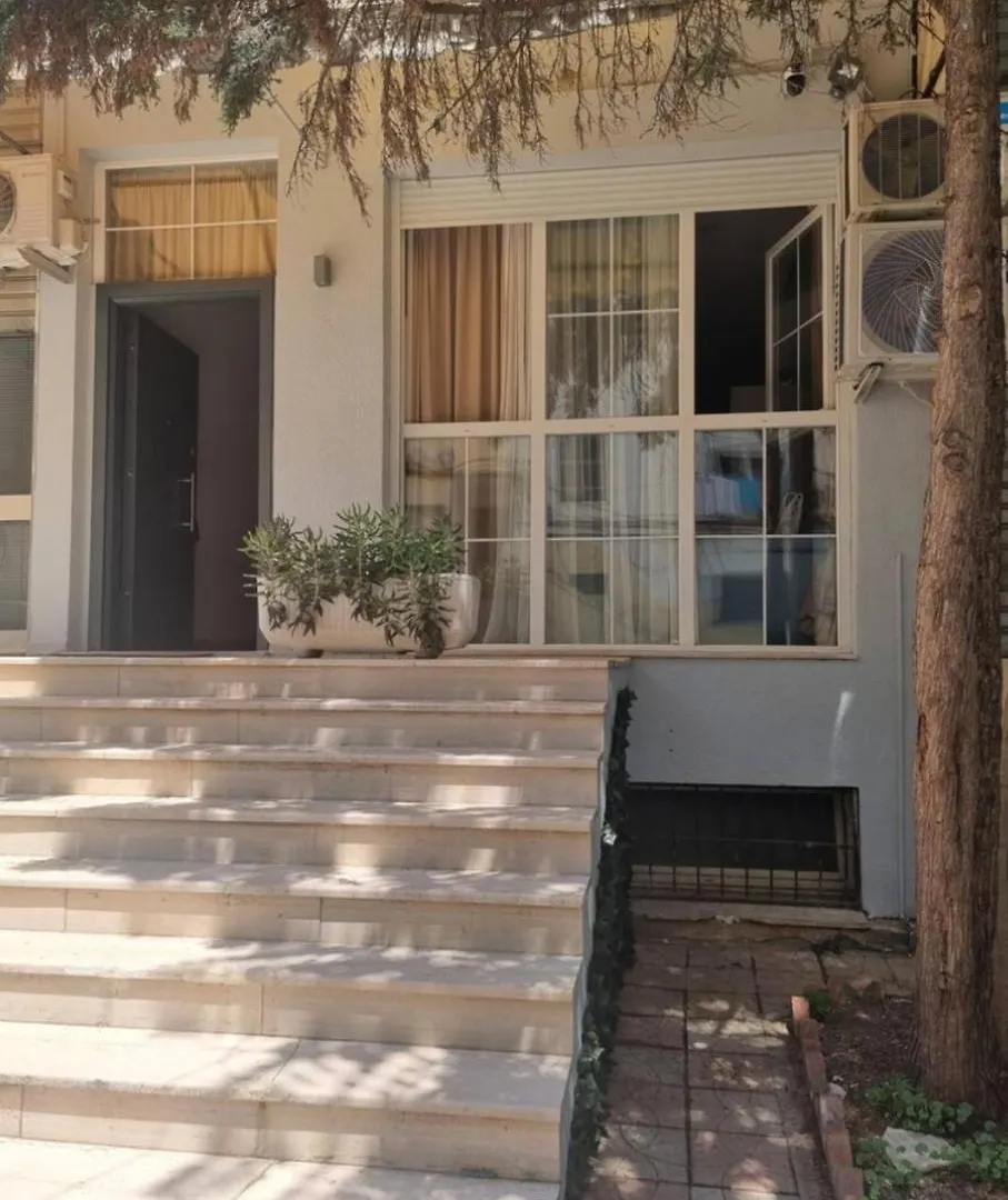 Centrepoint Stylish Apartment Tirana