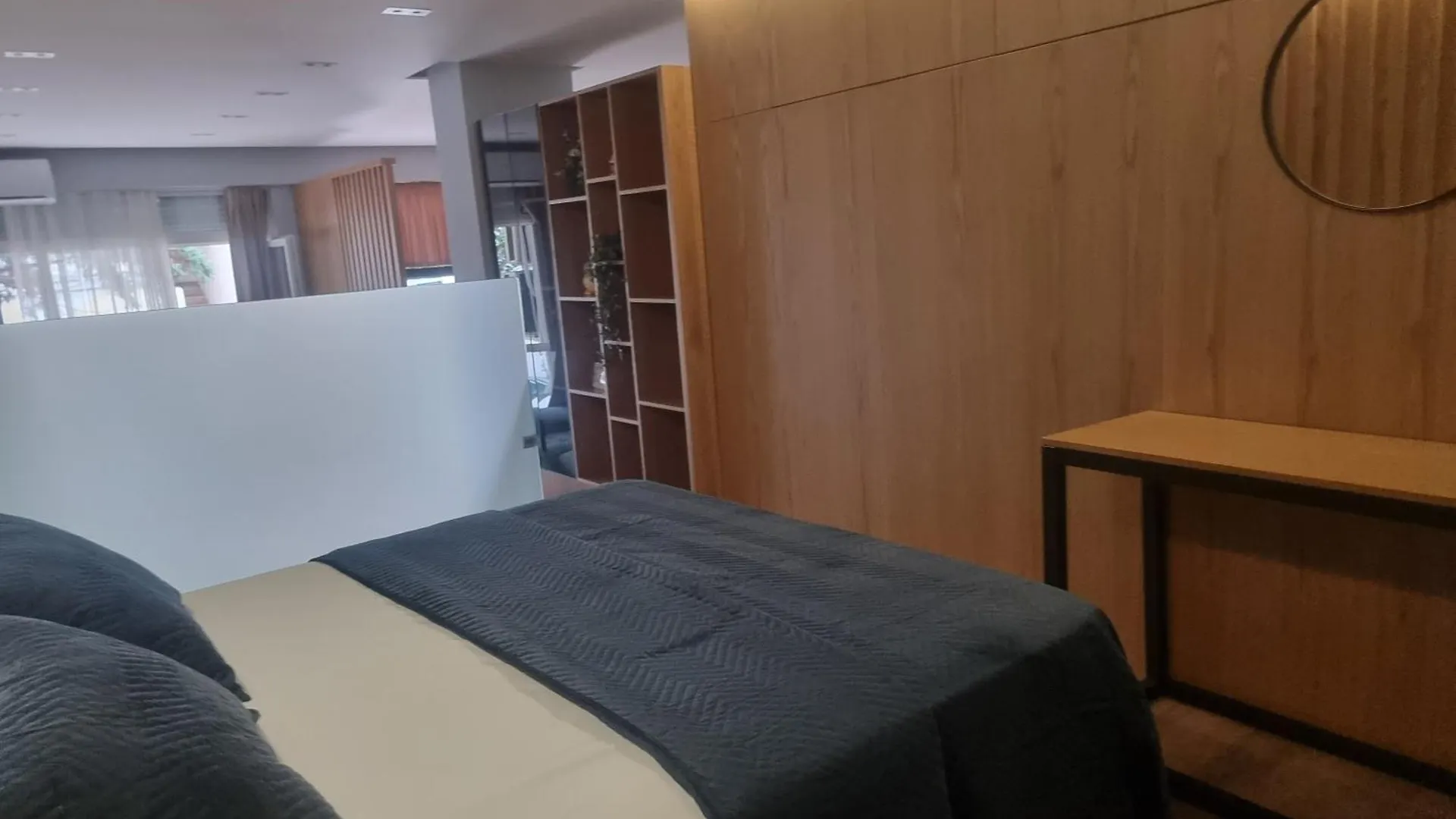 Centrepoint Stylish Apartment Tirana 0*,  Albania